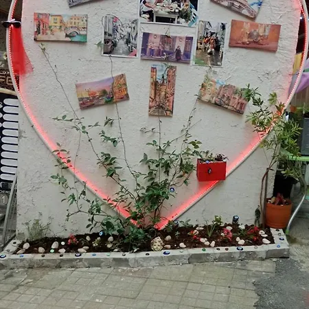 Carsi Hotel&cafe 3*